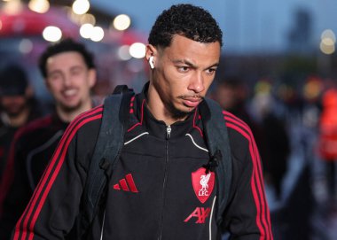 Liverpool 'dan Hugo Ekitike, 6 Aralık 202' de İngiltere 'nin Leeds Road kentinde oynanan Premier League maçı öncesinde Leeds United' a karşı Liverpool 'a geldi.