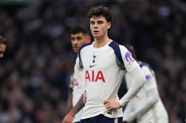 Tottenham Hotspur 'dan Archie Gray Premier Lig maçında Tottenham Hotspur, Brentford' a karşı Tottenham Hotspur Stadyumu, Londra, 6 Aralık 2025 
