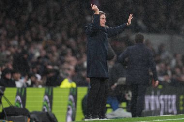Thomas Frank, Tottenham Hotspur Premier Lig maçında Tottenham Hotspur, Brentford 'a karşı Tottenham Hotspur Stadyumu, Londra, 6 Aralık 2025 