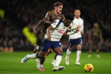 Tottenham Hotspur 'dan Mohammed Kudus ve Brentford' dan Yehor Yarmolyuk Premier Lig karşılaşmasında Tottenham Hotspur Brentford 'a karşı Tottenham Hotspur Stadyumu, Londra, İngiltere, 6 Aralık 2025 
