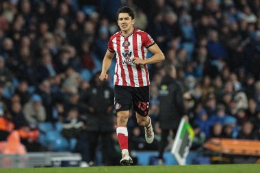 Luke O'Nien of Sunderland during the Premier League match Manchester City vs Sunderland at Etihad Stadium, Manchester, United Kingdom, 6th December 2025 