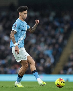 Nico O'Reilly of Manchester City with the ball during the Premier League match Manchester City vs Sunderland at Etihad Stadium, Manchester, United Kingdom, 6th December 2025 