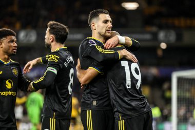 Manchester Untie 'den Bryan Mbeumo, Premier League maçında Wolverhampton Wanderers' ın Manchester United 'a karşı 8 Aralık 2025' te oynanan Molineux, Wolverhampton, Birleşik Krallık maçında 1-2 'lik galibiyet golünü kutluyor. 