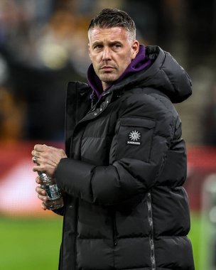 Wolverhampton Wanderers 'ın menajeri Rob Edwards Premier League maçında Wolverhampton Wanderers, Manchester United' a karşı Molineux, Wolverhampton, İngiltere, 8 Aralık 2025 