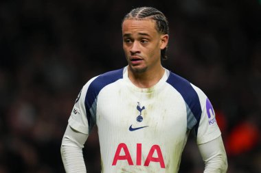Tottenham Hotspur 'dan Xavi Simons UEFA Şampiyonlar Ligi Maçı sırasında Tottenham Hotspur, Slavia Prag' a karşı Tottenham Hotspur Stadyumu, Londra, İngiltere, 9 Aralık 2025 