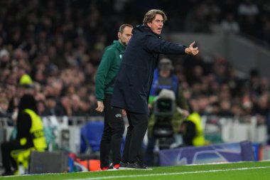 Thomas Frank Tottenham Hotspur 'un UEFA Şampiyonlar Ligi Maçı' nda teknik direktörü Tottenham Hotspur 'a karşı Slavia Prag, Tottenham Hotspur Stadyumu, Londra, İngiltere, 9 Aralık 2025 