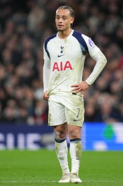 Tottenham Hotspur 'dan Xavi Simons UEFA Şampiyonlar Ligi Maçı sırasında Tottenham Hotspur, Slavia Prag' a karşı Tottenham Hotspur Stadyumu, Londra, İngiltere, 9 Aralık 2025  