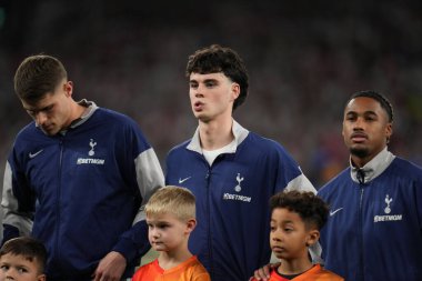 Tottenham Hotspur 'dan Archie Gray UEFA Şampiyonlar Ligi Maçı sırasında Tottenham Hotspur' a karşı Slavia Prag, Tottenham Hotspur Stadyumu, Londra, Birleşik Krallık, 9 Aralık 2025 