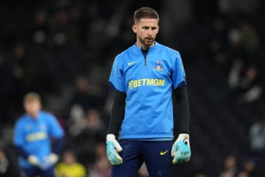 Tottenham Hotspur 'dan Guglielmo Vicario UEFA Şampiyonlar Ligi' nin 6. Maçı 'nda Tottenham Hotspur, Slavia Prag' a karşı Tottenham Hotspur Stadyumu, Londra, Birleşik Krallık, 9 Aralık 2025 