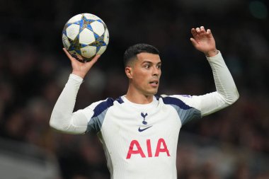 Tottenham Hotspur 'dan Pedro Porro UEFA Şampiyonlar Ligi Maçı sırasında Tottenham Hotspur' a karşı Slavia Prag, Tottenham Hotspur Stadyumu, Londra, İngiltere, 9 Aralık 2025 