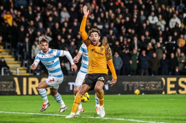 Matt Crooks of Hull City appeals for a penalty for handball during the Sky Bet Championship match Hull City vs Wrexham at MKM Stadium, Hull, United Kingdom, 10th December 2025