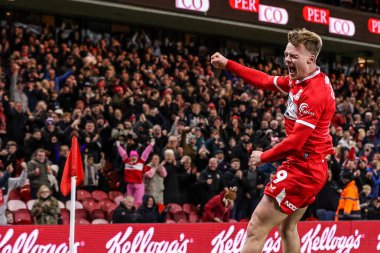 Middlesbrough 'dan Tommy Conway, Middlesbrough, Birleşik Krallık' taki Riverside Stadyumu 'nda oynanan Middlesbrough-Queens Park Rangers maçında 3-0' lık galibiyet golünü kutluyor.