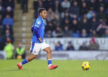 Chesterfield 'dan Lewis Gordon, 13 Aralık 2025' te İngiltere 'nin Chesterfield kentinde oynanan SMH Group Stadyumu' nda oynanan 2.