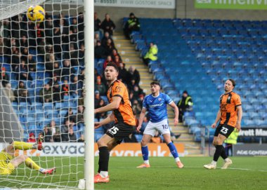 Chesterfield 'dan Lee Bonis, 13 Aralık 2025' te Chesterfield, Chesterfield, İngiltere 'deki SMH Group Stadyumu' nda oynanan Sky Bet 2 karşılaşmasında 1-0 berabere kaldı.