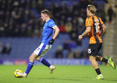 Chesterfield takımından Liam Mandeville, 13 Aralık 2025 'te İngiltere' nin Chesterfield şehrinde oynanan SMH Group Stadyumu 'nda oynanan 2.