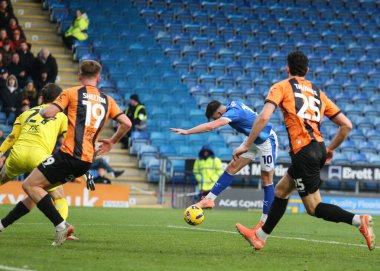 Chesterfield 'dan Lee Bonis, 13 Aralık 2025' te Chesterfield, Chesterfield, İngiltere 'deki SMH Group Stadyumu' nda oynanan Sky Bet 2 karşılaşmasında 1-0 berabere kaldı.