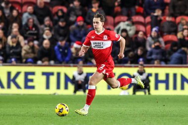Middlesbrough takımından Callum Brittain, Middlesbrough, Birleşik Krallık 'taki Riverside Stadyumu' nda oynanan Middlesbrough-Queens Park Rangers maçında topa vuruyor.