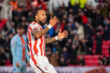 Stoke City 'den Sorba Thomas, Stoke City ile Swansea City arasındaki 13 Aralık 2025' te oynanan Bet365 Stadyumu 'nda oynanan Sky Bet Şampiyonası maçında 2-0' lık galibiyetini kutluyor.