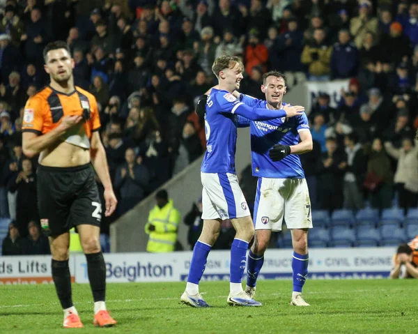 Chesterfield 'den Liam Mandeville, 13 Aralık 2025' te Chesterfield, İngiltere 'deki SMH Group Stadyumu' nda oynanan 2.