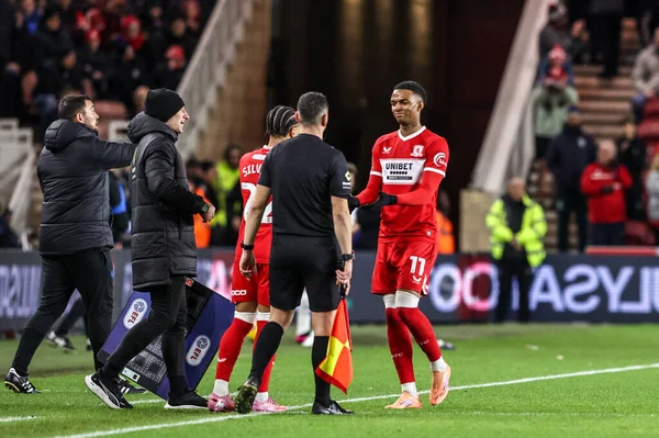 Middlesbrough 'dan Morgan Whittaker, Middlesbrough, Birleşik Krallık' taki Riverside Stadyumu 'nda Middlesbrough-Queens Park Rangers maçında Middlesbrough' lu Samuel Silvera 'nın yerini aldı.