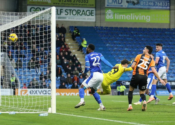 Chesterfield 'dan Lee Bonis, 13 Aralık 2025' te Chesterfield, Chesterfield, İngiltere 'deki SMH Group Stadyumu' nda oynanan Sky Bet 2 maçında 2-0 berabere kaldı.