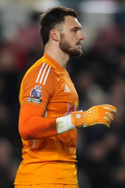 Leeds United takımından Lucas Perri, Premier League maçında Brentford-Leeds United 'a karşı Gtech Community Stadyumu, Londra, Birleşik Krallık, 14 Aralık 2025