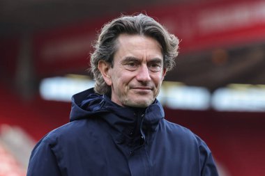 Tottenham Hotspur 'un Thomas Frank teknik direktörü Premier Lig maçı sırasında Nottingham Forest Tottenham Hotspur' a karşı 14 Aralık 2025 'te İngiltere' nin Nottingham şehrinde geldi.