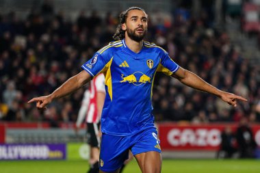 Leeds United takımından Dominic Calvert-Lewin, Premier League maçında Brentford - Leeds United maçında Londra 'daki Gtech Community Stadyumu' nda 14 Aralık 2025 'te golü kutluyor.