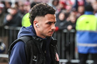 Sunderland 'dan Chemsdine Talbi, 14 Aralık 2025' te İngiltere 'nin Sunderland-Newcastle United stadyumunda oynanan Premier League maçı sırasında geldi.