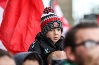 Sunderland taraftarları Premier League maçı sırasında Sunderland, Newcastle United 'a karşı Stadyum Of Light, Sunderland, İngiltere, 14 Aralık 2025