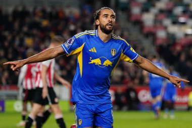 Leeds United takımından Dominic Calvert-Lewin, Premier League maçında Brentford - Leeds United maçında Londra 'daki Gtech Community Stadyumu' nda 14 Aralık 2025 'te golü kutluyor.