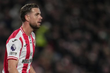 Brentford 'dan Jordan Henderson Premier League maçı sırasında Brentford - Leeds United maçı sırasında Gtech Community Stadyumu, Londra, Birleşik Krallık, 14 Aralık 2025