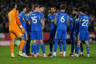 Leeds United Oyuncuları Premier Lig karşılaşmasında Brentford - Leeds United maçını Londra 'daki Gtech Community Stadyumu' nda 14 Aralık 2025 'te başlayacak.