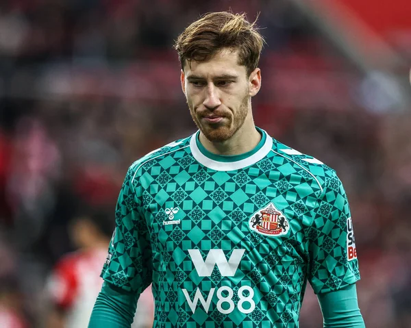 Sunderland kalecisi Robin Roefs Premier League maçında Sunderland, Newcastle United 'a karşı Stadyum of Light, Sunderland, Birleşik Krallık, 14 Aralık 2025