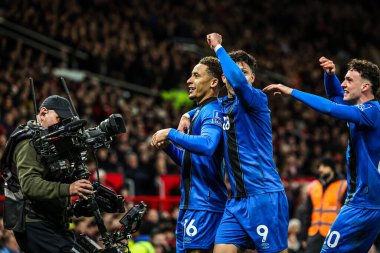 Bournemouth 'dan Marcus Tavernier, 15 Aralık 2025' te Old Trafford, Manchester, İngiltere 'de oynanan Premier League maçında 2-3' lük galibiyetini kutluyor.