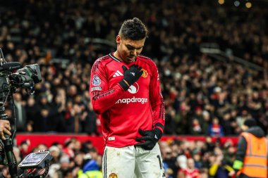 Manchester Untied takımından Casemiro, Manchester United 'ın 15 Aralık 2025' te Old Trafford, Manchester 'da oynadığı Premier League maçında 2-1 kazanma golünü kutluyor.