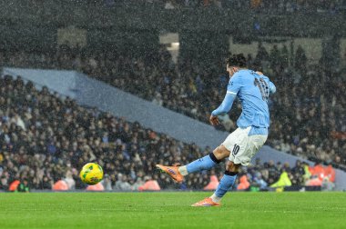 Manchester City 'den Rayan Cherki, 17 Aralık 2025 tarihinde Etihad Stadyumu' nda oynanan Carabao Kupası çeyrek final maçında 1-0 berabere kaldı.
