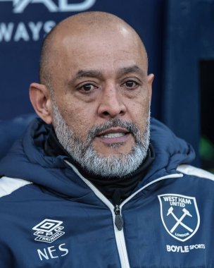 Nuno Espirito Santo manager of West Ham United during the Premier League match Manchester City vs West Ham United at Etihad Stadium, Manchester, United Kingdom, 20th December 2025