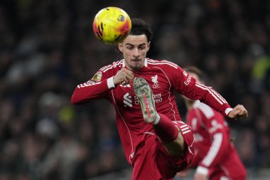 Premier Lig karşılaşmasında Liverpool 'dan Curtis Jones Tottenham Hotspur' a karşı Liverpool Tottenham Hotspur Stadyumu, Londra, 20 Aralık 2025