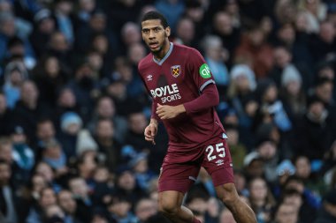 Premier Lig karşılaşmasında West Ham United 'tan Jean-Clair Todibo Manchester City ile West Ham United maçı sırasında Etihad Stadyumu, Manchester, İngiltere, 20 Aralık 2025
