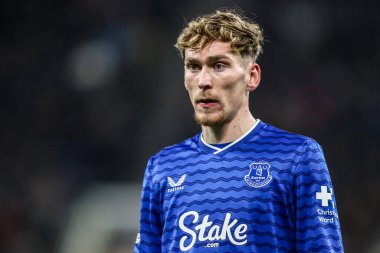 James Garner of Everton during the Premier League match Everton vs Arsenal at Hill Dickinson Stadium, Liverpool, United Kingdom, 20th December 2025