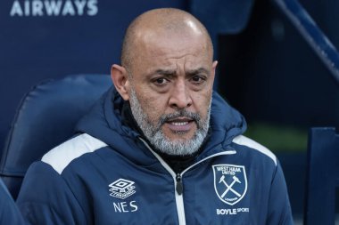 Nuno Espirito Santo manager of West Ham United during the Premier League match Manchester City vs West Ham United at Etihad Stadium, Manchester, United Kingdom, 20th December 2025