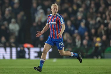 Kristal Saray 'dan Will Hughes, 20 Aralık 2025' te İngiltere 'nin Leeds Road kentinde oynanan Premier League karşılaşmasında tepki gösterdi.