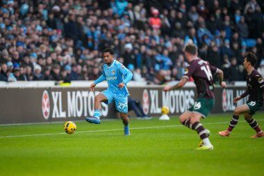 Coventry City 'den Milan van Ewijk, 26 Aralık 2025' te Coventry Building Society Arena 'da Coventry City ve Swansea City arasındaki Sky Bet Şampiyonası maçında