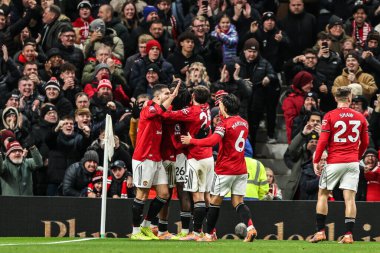 Manchester Untie takımından Patrick Dorgu, Manchester United ve Newcastle United 'ın 26 Aralık 2025' te Old Trafford, Manchester 'da oynanan Premier League maçında 1-0' lık galibiyet golünü kutluyor.