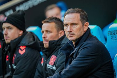 Coventry City, Coventry Building Society Arena, Coventry, İngiltere, 26 Aralık 2025 tarihinde Coventry City ve Swansea City arasındaki Sky Bet Şampiyonası maçında Coventry City 'nin menajeri Frank Lampard