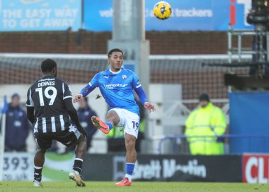 Chesterfield 'dan Lewis Gordon, 26 Aralık 2025' te İngiltere 'nin Chesterfield şehrinde oynanan SMH Group Stadyumu' nda oynanan 2.