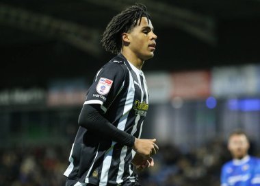 Notts County 'den Tom Iorpenda, Sky Bet 2 maçı sırasında Chesterfield - Notts County maçı, Chesterfield Group Stadyumu, Chesterfield, Birleşik Krallık, 26 Aralık 2025