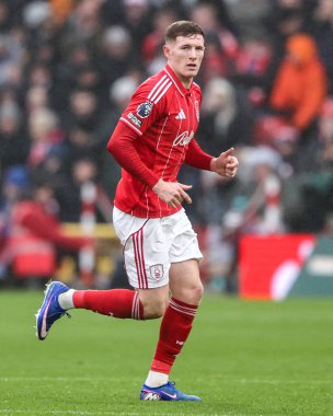 Nottingham Ormanı 'ndan Elliot Anderson Premier League maçı sırasında Nottingham Forest Manchester City' ye karşı City Ground, Nottingham, İngiltere, 27 Aralık 2025