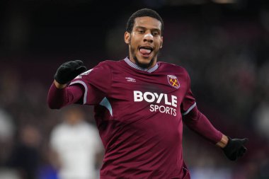 West Ham United 'dan Jean-Clair Todibo Premier Lig karşılaşmasında West Ham United Fulham' a karşı Londra Stadyumu, Londra, Birleşik Krallık, 27 Aralık 2025